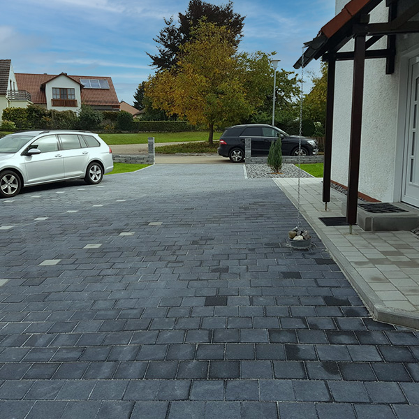 Bild 8 - Außenanlagen Baggerbetrieb Daser