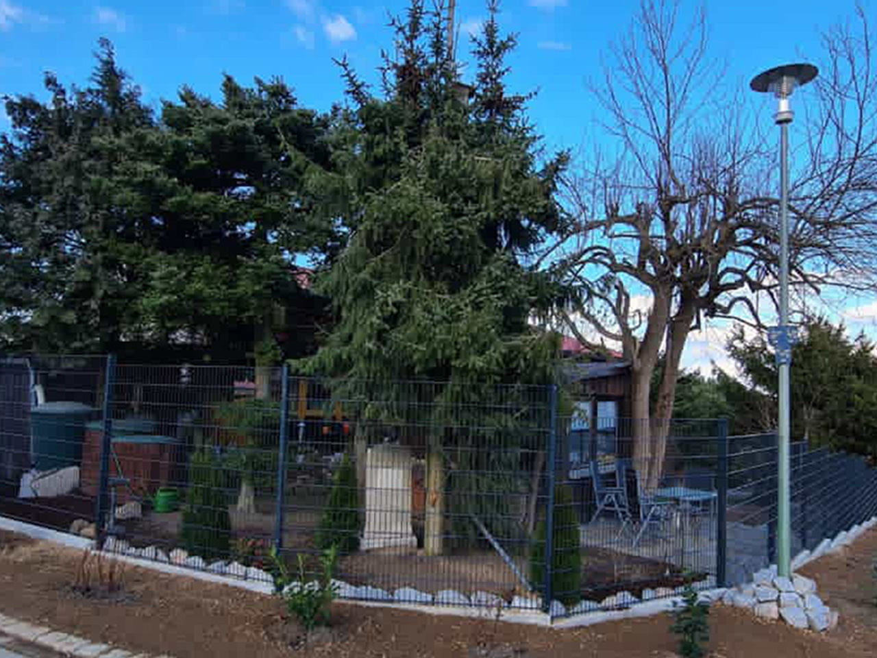 Zaunbau mit dem Baggerbetrieb M. Daser