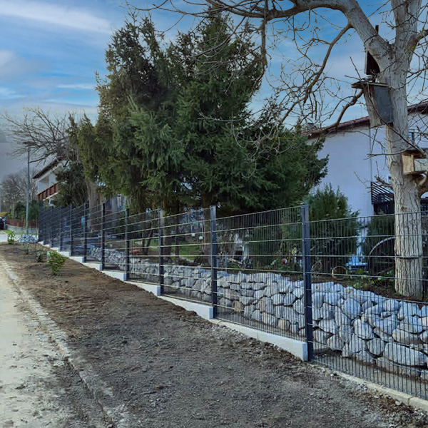 Bild 3 - Zaunbau Baggerbetrieb Daser