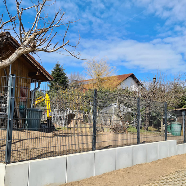 Bild 6 - Zaunbau Baggerbetrieb Daser